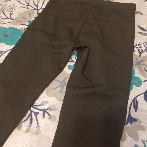 🆕️ Stylish Women's Leggings - Picture 5 of 5